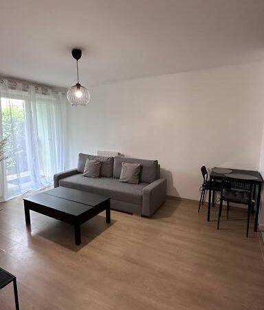 Appartement A Fleury-Merogis Proche De Paris Екстериор снимка