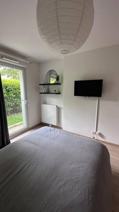 Appartement A Fleury-Merogis Proche De Paris Екстериор снимка