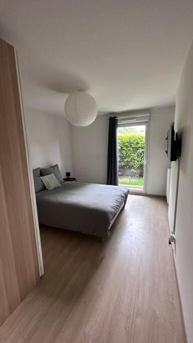 Appartement A Fleury-Merogis Proche De Paris Екстериор снимка